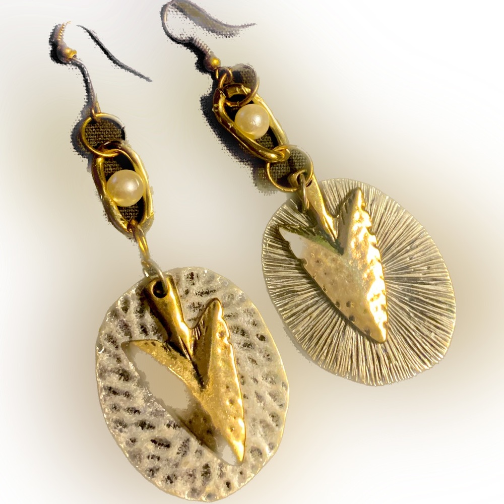 Beautiful Gold tone and silver tone earrings